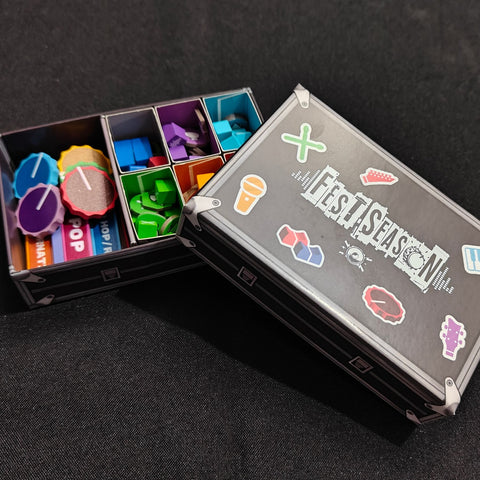 Fest Season Edición KS + Mix Tapes Vol.1 y Vol.2 + Loseta promocional (Español)